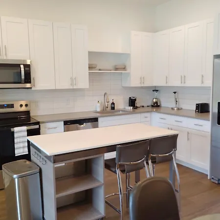 Disney Bed & Breakfast Retreat Pet Friendly